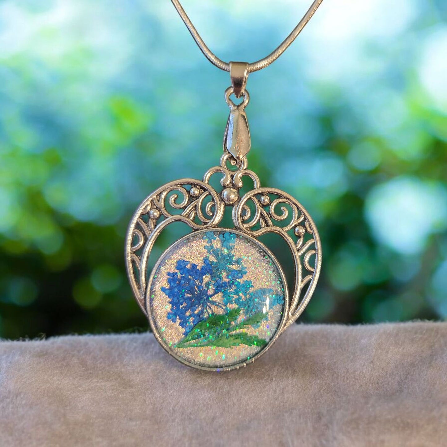 Vintage style Pendant with Real Flowers-Chain included